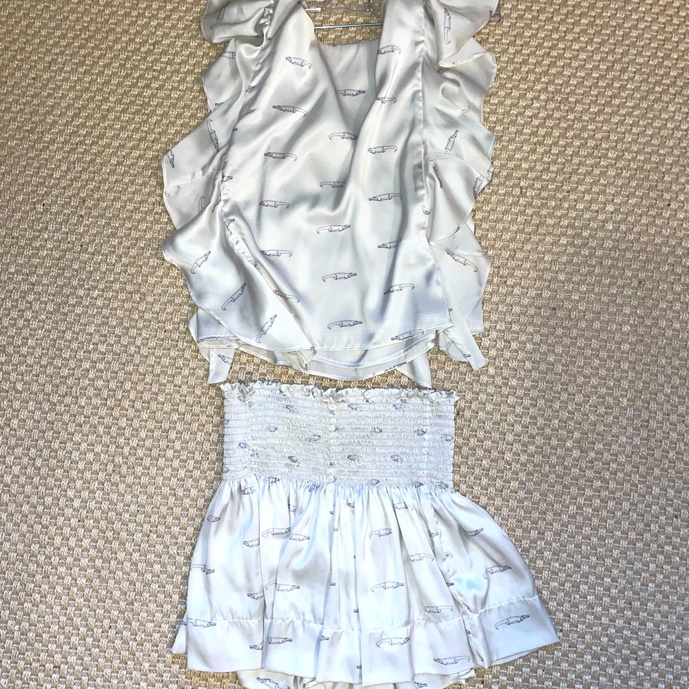 Koch alligator shorts and top set
